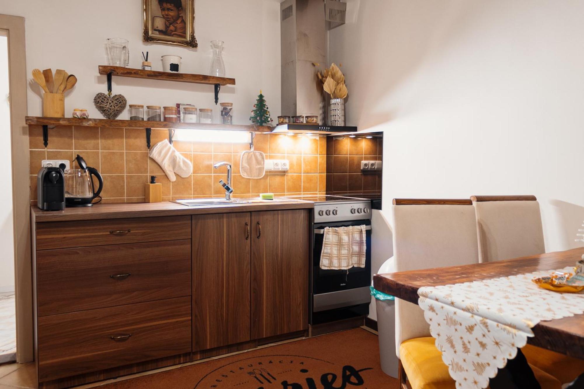 Apartmany Berries Valča Extérieur photo