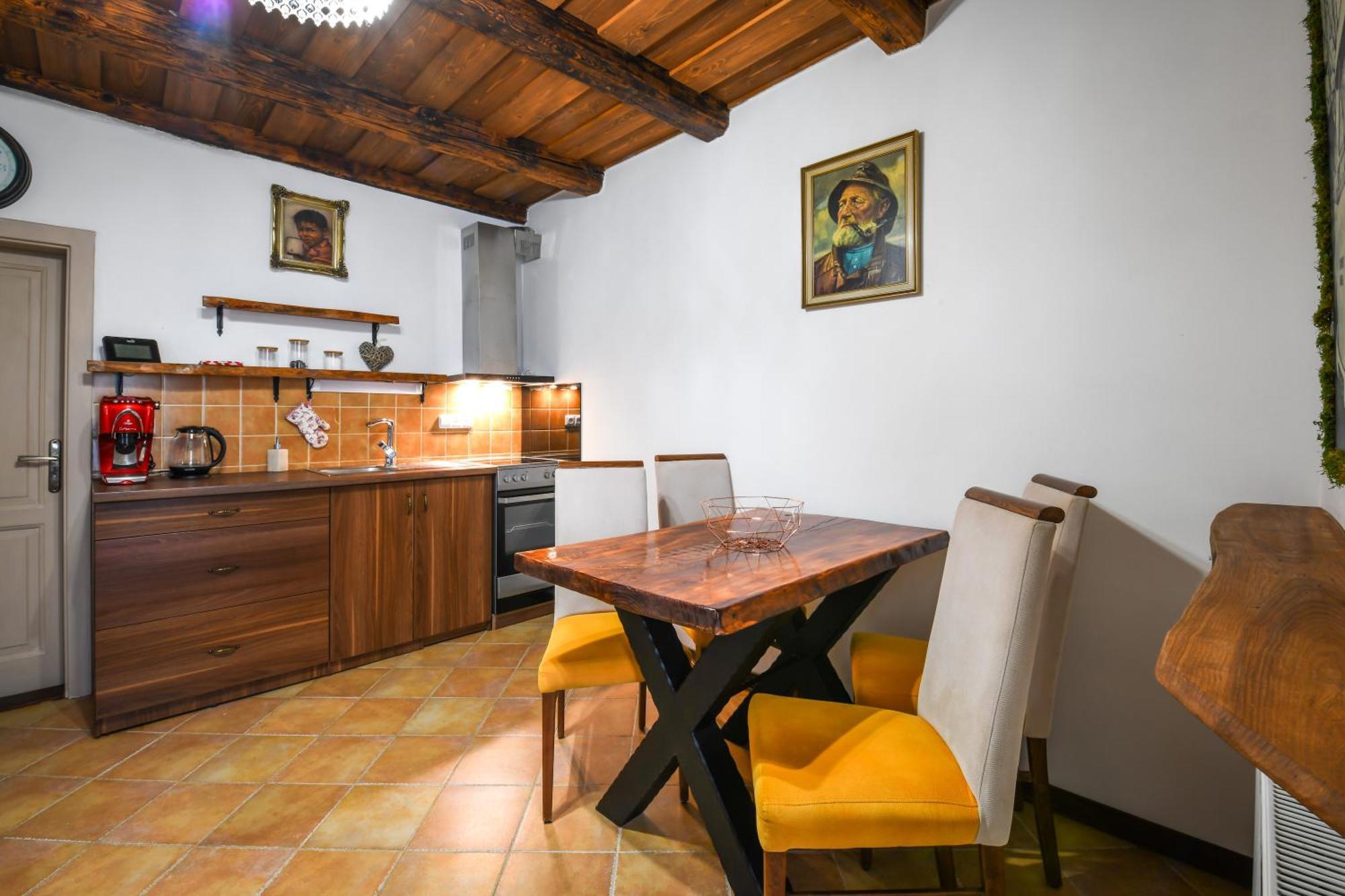 Apartmany Berries Valča Extérieur photo