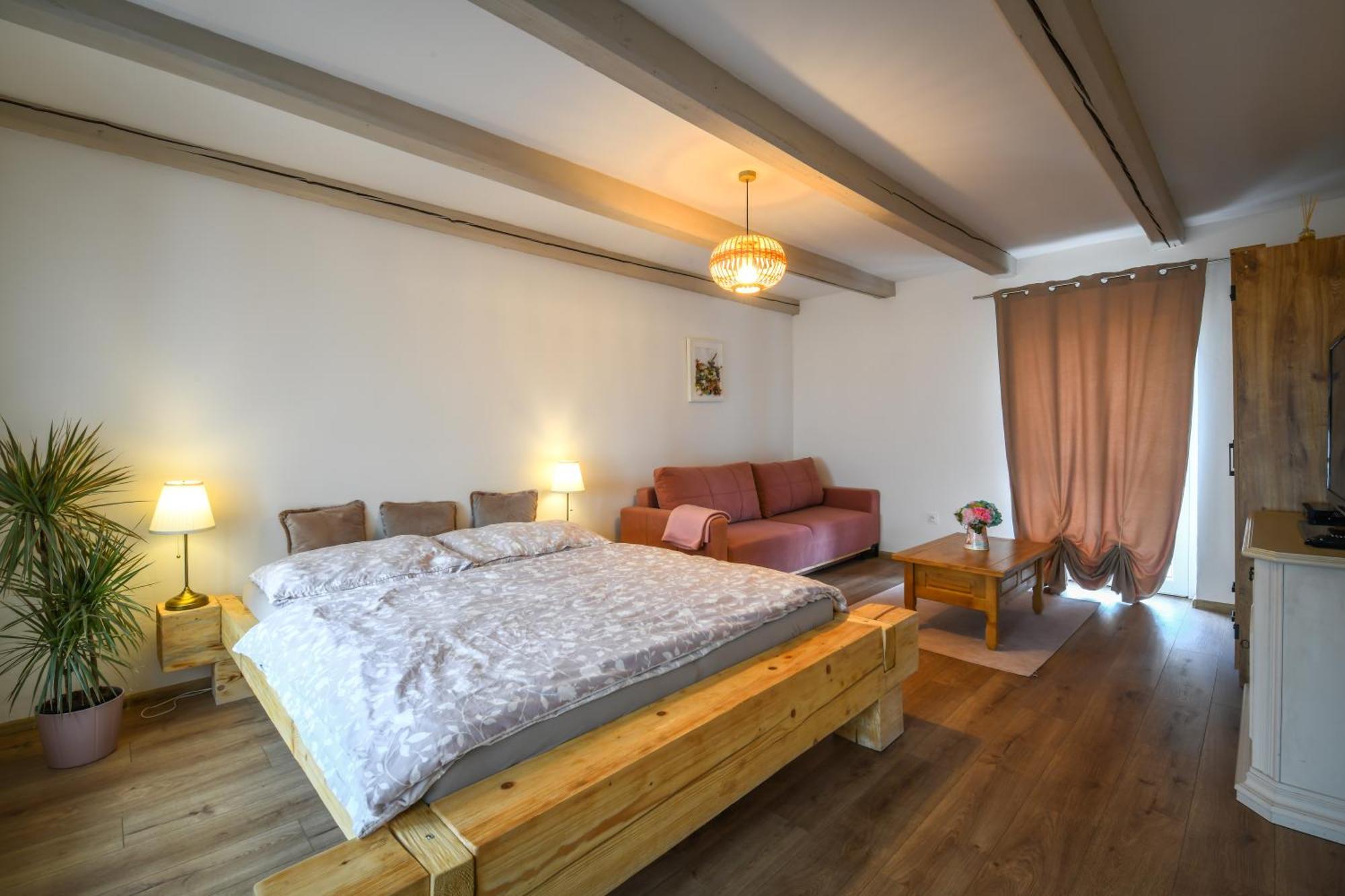 Apartmany Berries Valča Extérieur photo